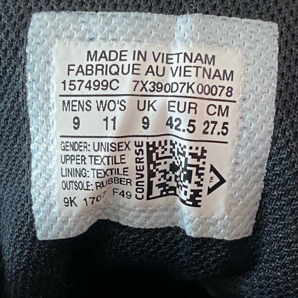 UNISEX HIGH TOP Chuck Taylor All Star Classic ••••• (men’s 9 women’s 11) - Picture 8 of 11